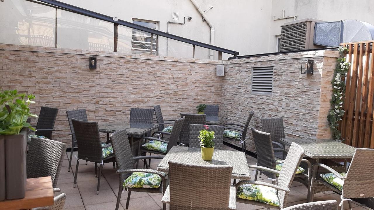 Hotel The 'Rafter'S Gastropub Kilkenny Exterior foto